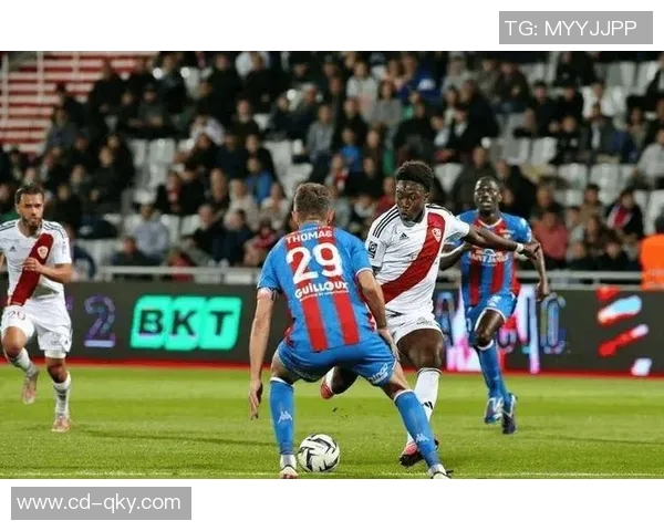 圣旺红星与奥兰斯的精彩对决揭示了足球战术与团队合作的重要性